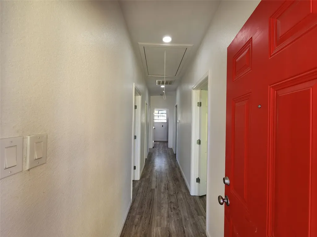 2706 1/2 Berry Street Houston TX 77004