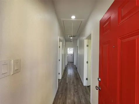 2706 1/2 Berry Street Houston TX 77004