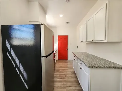 2706 1/2 Berry Street Houston TX 77004