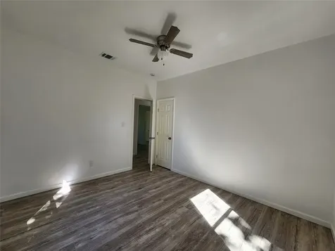 2706 1/2 Berry Street Houston TX 77004