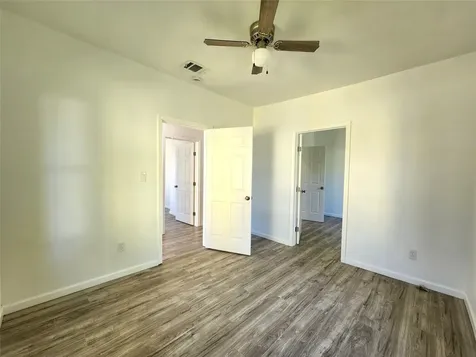 2706 1/2 Berry Street Houston TX 77004