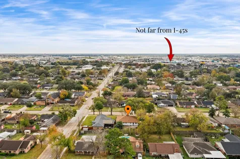 10127 Tolman Street Houston TX 77034