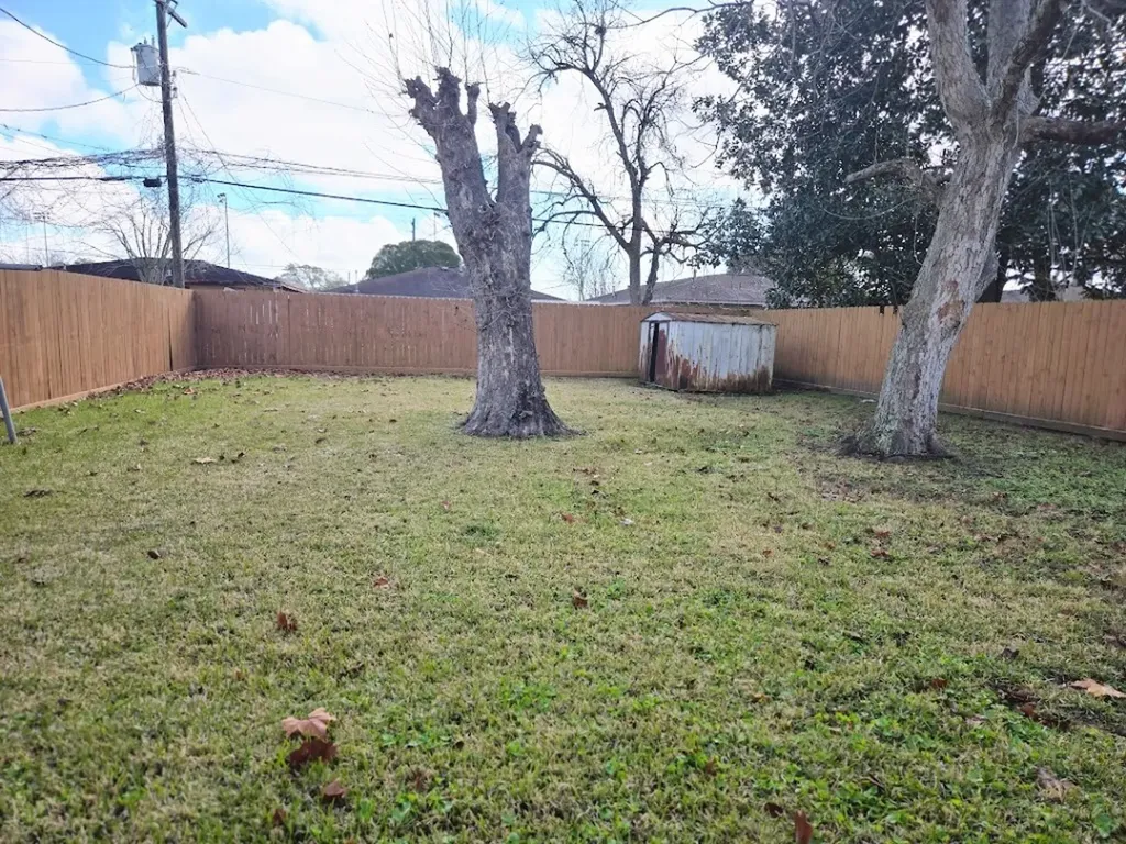 106 N Texas Street Texas City TX 77591