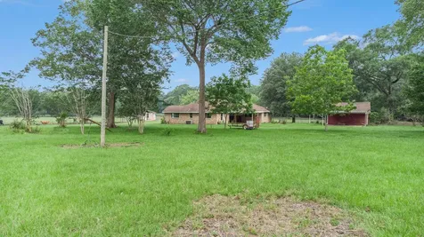 32300 Cypress Hollow Drive N New Caney TX 77357