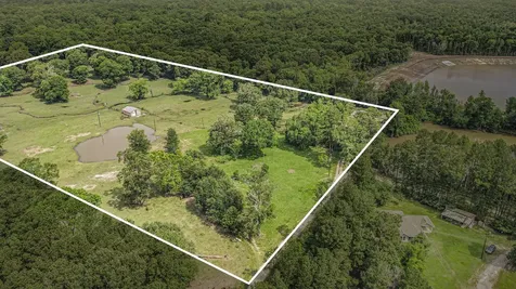 32300 Cypress Hollow Drive N New Caney TX 77357