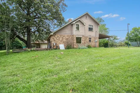 32300 Cypress Hollow Drive N New Caney TX 77357