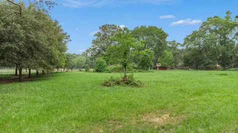 32300 Cypress Hollow Drive N New Caney TX 77357