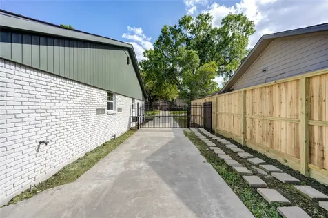 4314 Nenana Drive Houston TX 77035
