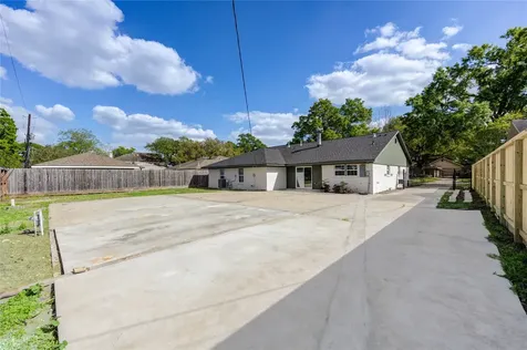 4314 Nenana Drive Houston TX 77035
