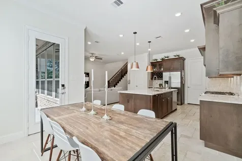 19 Silver Rock Drive Tomball TX 77375