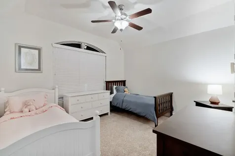19 Silver Rock Drive Tomball TX 77375