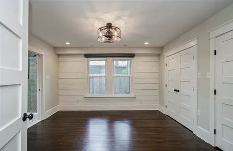 718 W 17th Street Houston TX 77008