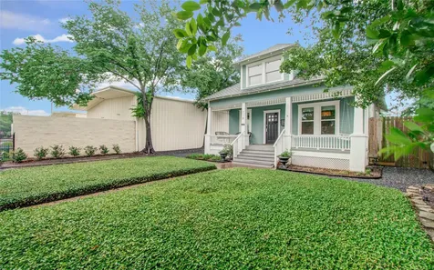 718 W 17th Street Houston TX 77008