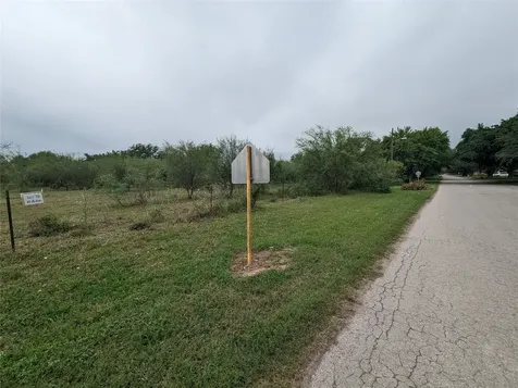 Lot 28 10th Street Premont TX 78375