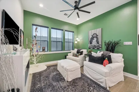 4617 Feagan Street Houston TX 77007