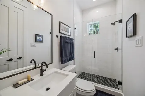 4617 Feagan Street Houston TX 77007