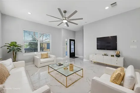 3344 Sanders Street Houston TX 77004