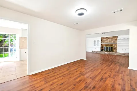 15207 Pleasant Valley Road Houston TX 77062