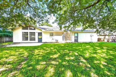 15207 Pleasant Valley Road Houston TX 77062