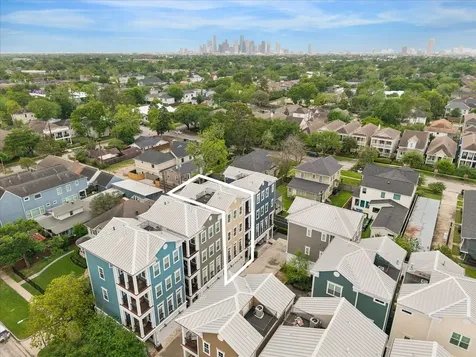 326 W 18th Street Houston TX 77008