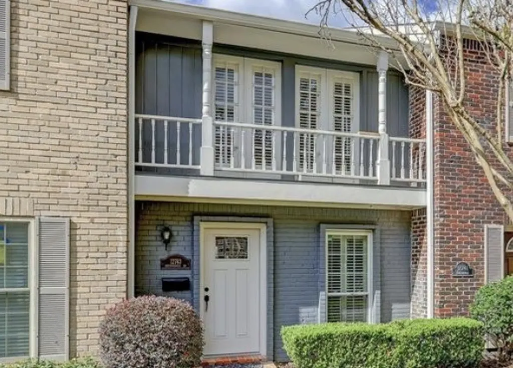 12743 Huntingwick Drive 149 Houston TX 77024