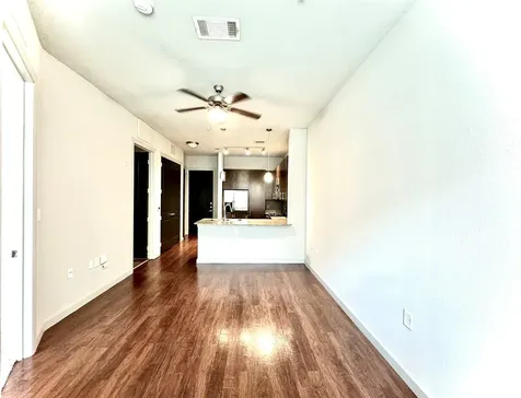 2525 Mccue St Road 443 Houston TX 77056