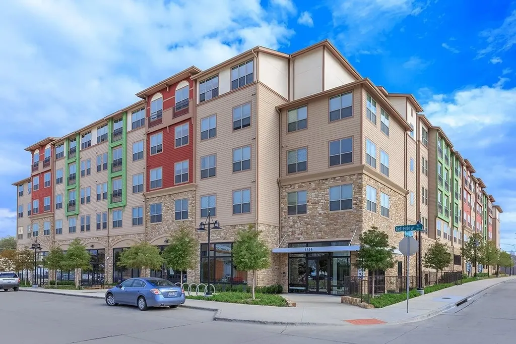 1414 Belleview Street Dallas TX 75215