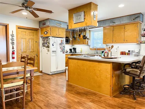 1569 Lcr 822 Groesbeck TX 76642
