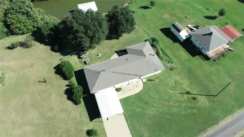 1569 Lcr 822 Groesbeck TX 76642
