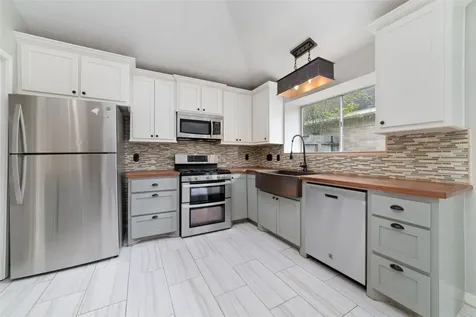 11439 Devencrest Drive Houston TX 77066