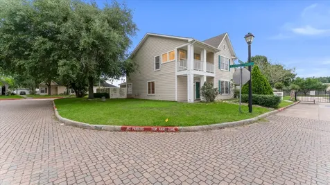 3818 W Traditions Boulevard Houston TX 77082