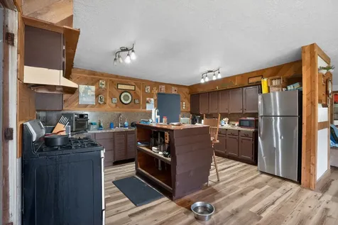 8854 Highway 190 Woodville TX 75979