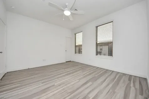 18716 Centro Main Street B Shenandoah TX 77385