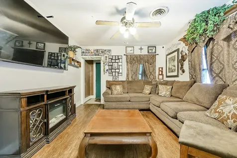 5220 Avenue K Galveston TX 77551