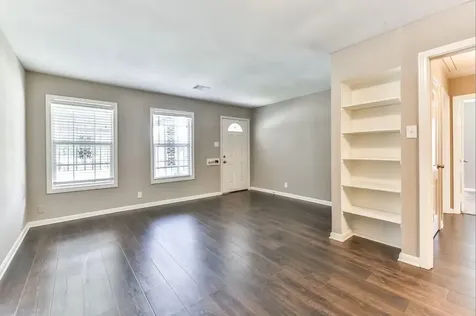 4902 Pershing Street Houston TX 77033