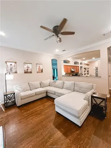 52 Fairway Drive Normangee TX 77871