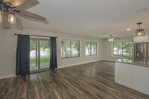 262 W Lake Drive Livingston TX 77351