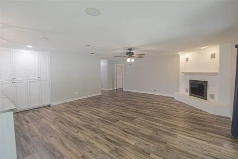 262 W Lake Drive Livingston TX 77351