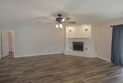262 W Lake Drive Livingston TX 77351