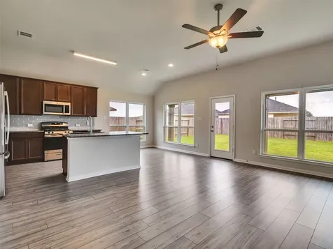 8216 Tourmaline Way Texas City TX 77591