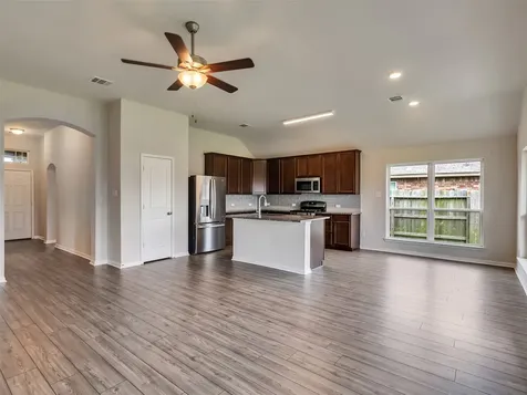 8216 Tourmaline Way Texas City TX 77591