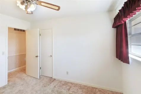 801 Sherwood Lane Bovina TX 79009