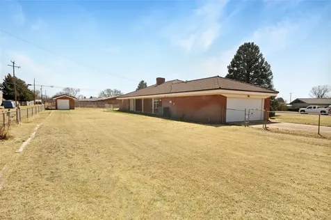 801 Sherwood Lane Bovina TX 79009