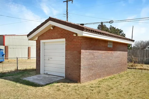 801 Sherwood Lane Bovina TX 79009