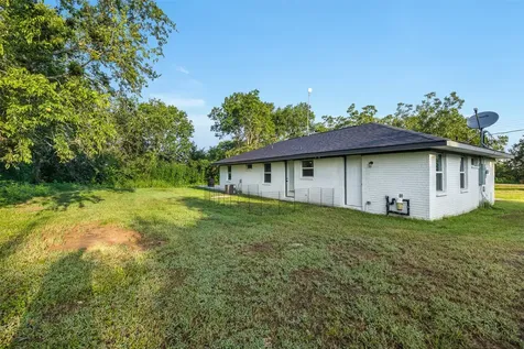8822 Punchard Lane Bellville TX 77418