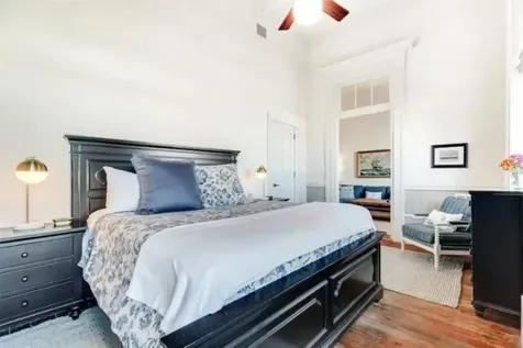 2010 Strand 203 Galveston TX 77550