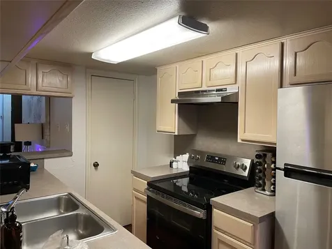 2118 Strand Street 207 Galveston TX 77550