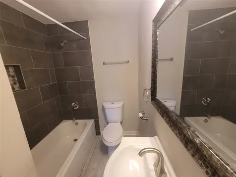 3919 Avenue O Galveston TX 77550