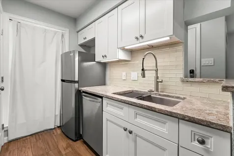 3506 Cove View Boulevard 1303 Galveston TX 77554