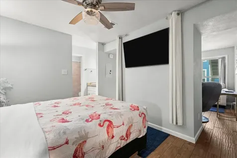 3506 Cove View Boulevard 1303 Galveston TX 77554